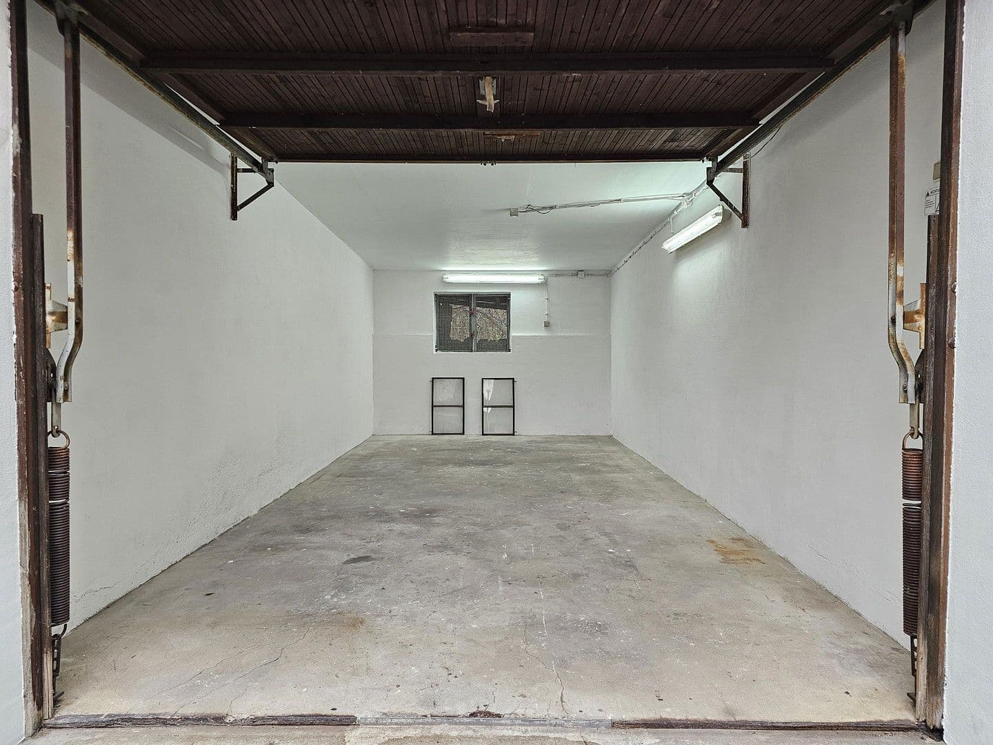 Predaj domu 157 m², pozemek 601 m², Neuhausen, Bádensko-Wurttembersko Predaj domu 157 m², pozemek 601 m², Neuhausen, Bádensko-Wurttembersko