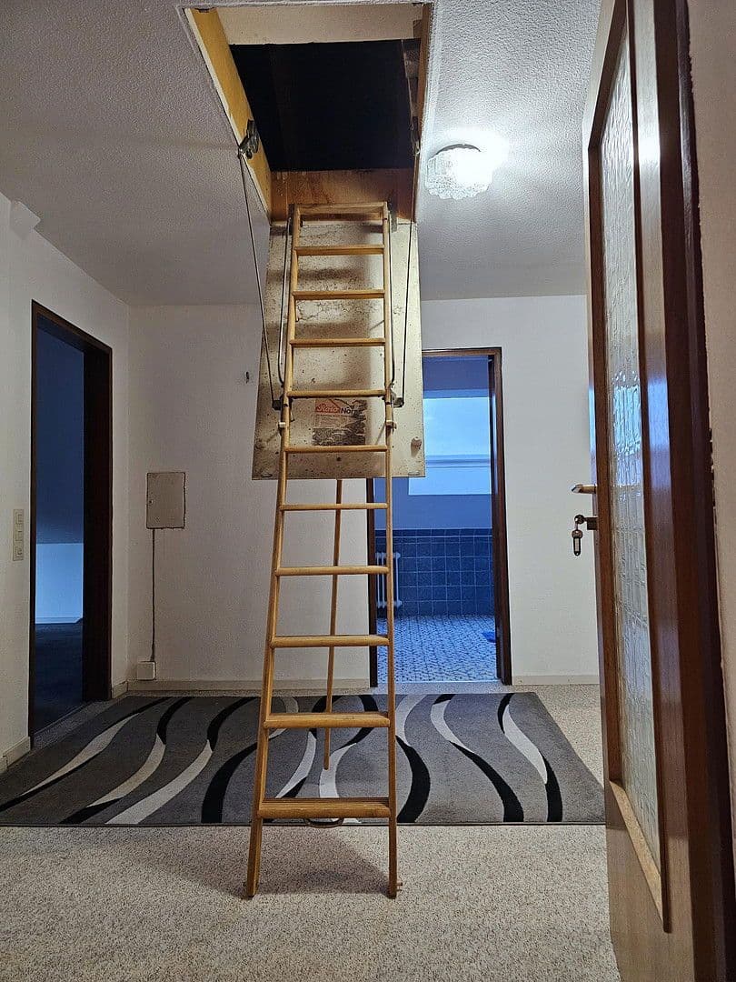 Predaj domu 157 m², pozemek 601 m², Neuhausen, Bádensko-Wurttembersko Predaj domu 157 m², pozemek 601 m², Neuhausen, Bádensko-Wurttembersko