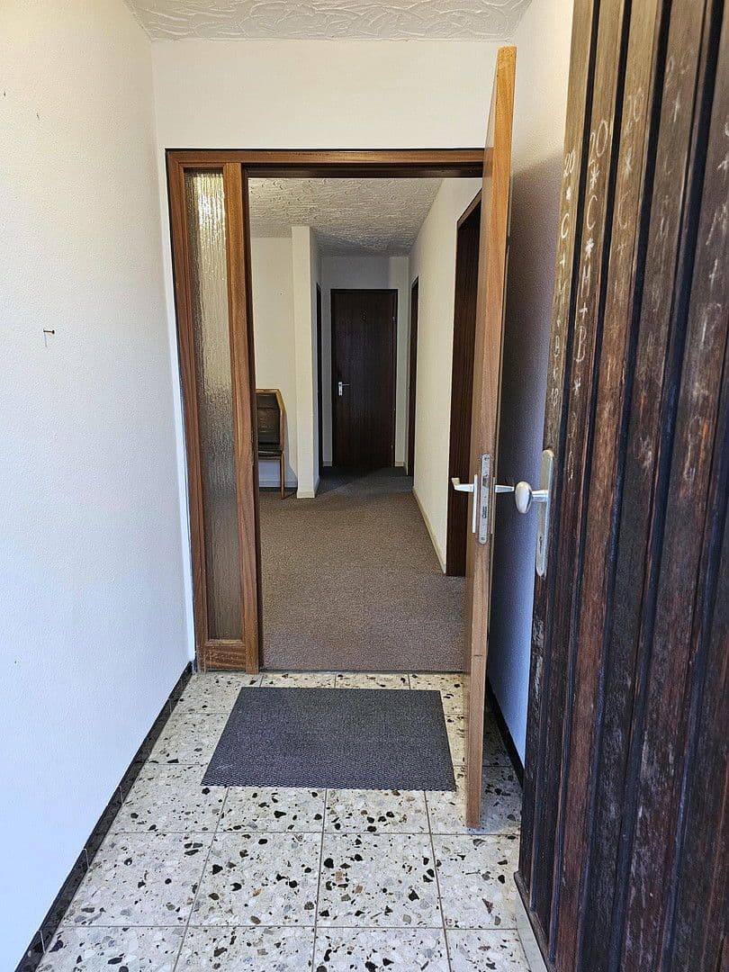 Predaj domu 157 m², pozemek 601 m², Neuhausen, Bádensko-Wurttembersko Predaj domu 157 m², pozemek 601 m², Neuhausen, Bádensko-Wurttembersko