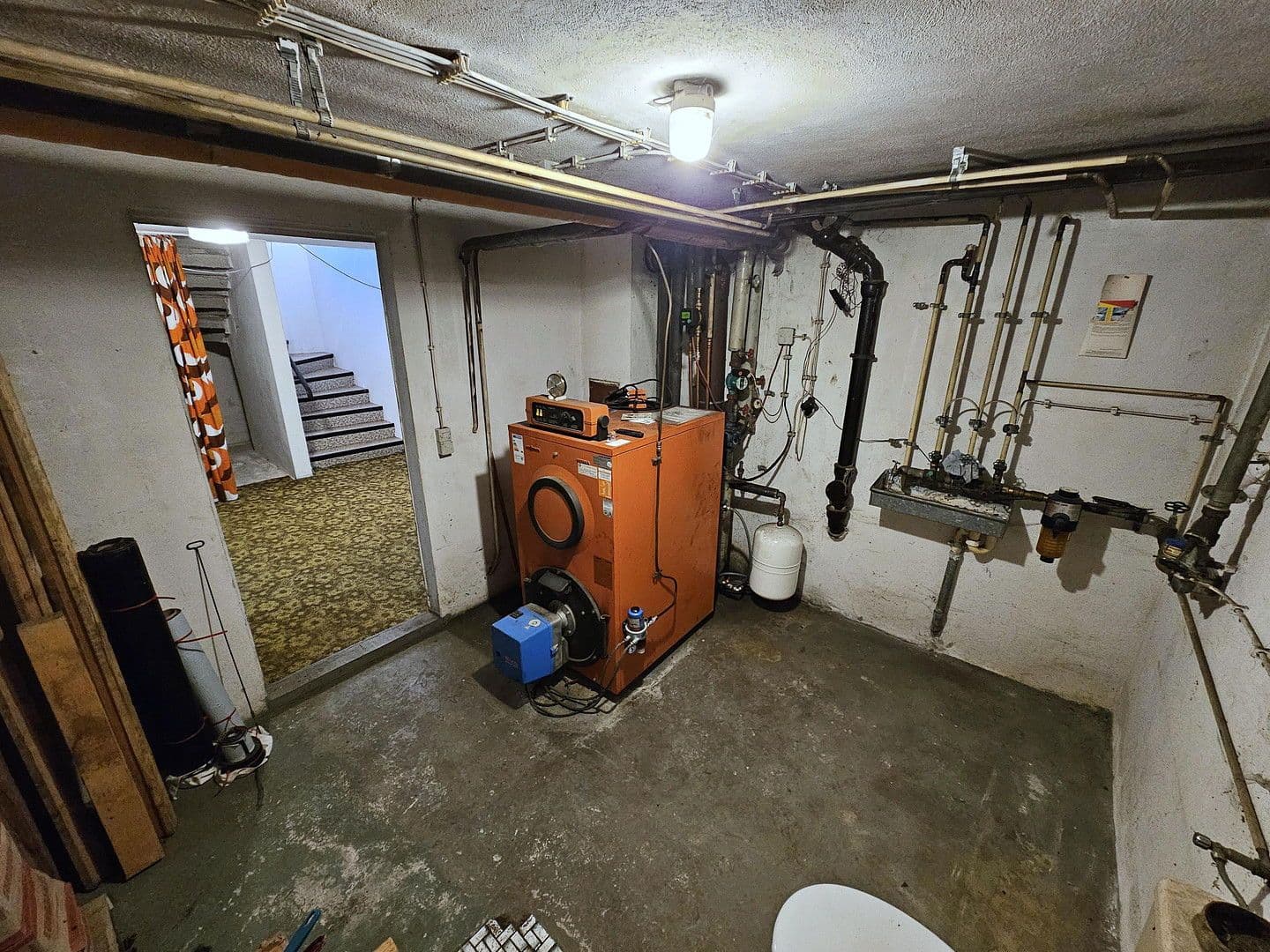 Predaj domu 157 m², pozemek 601 m², Neuhausen, Bádensko-Wurttembersko Predaj domu 157 m², pozemek 601 m², Neuhausen, Bádensko-Wurttembersko