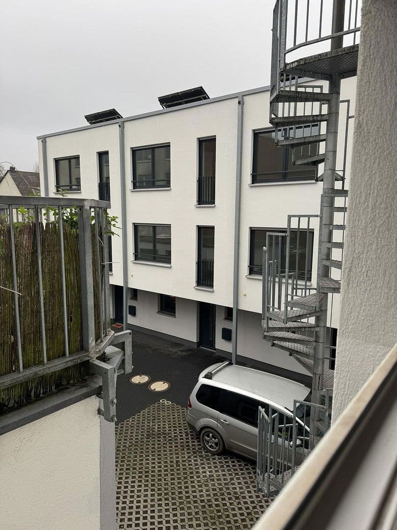 Prenájom bytu 2-izbový 35 m², Gerresheimer Straße, Düsseldorf, Severné Porýnie - Westfálsko Prenájom bytu 2-izbový 35 m², Gerresheimer Straße, Düsseldorf, Severné Porýnie - Westfálsko
