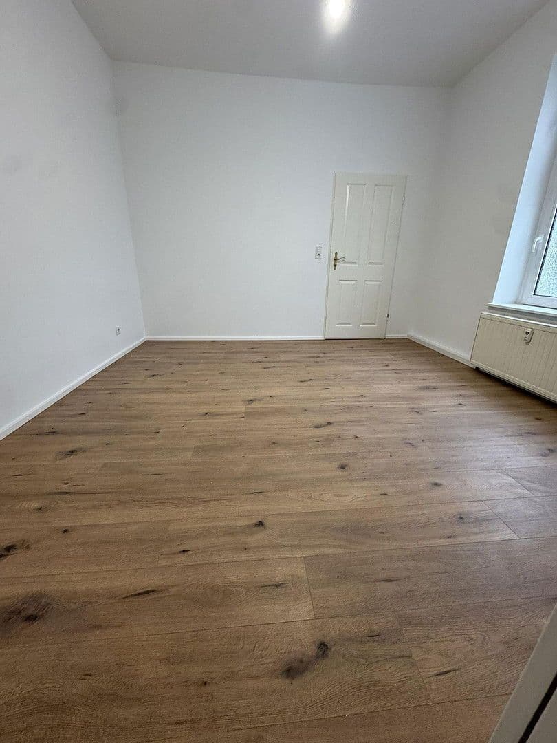 Prenájom bytu 2-izbový 35 m², Gerresheimer Straße, Düsseldorf, Severné Porýnie - Westfálsko Prenájom bytu 2-izbový 35 m², Gerresheimer Straße, Düsseldorf, Severné Porýnie - Westfálsko