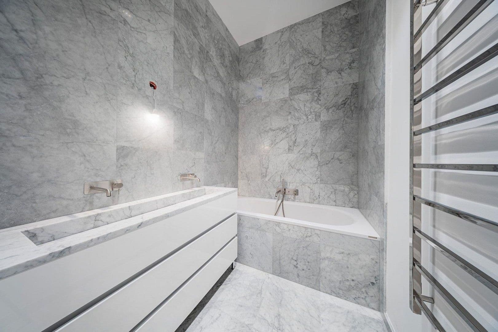 Predaj bytu 3-izbový 133 m², Zollergasse 7, Wien, Viedeň Predaj bytu 3-izbový 133 m², Zollergasse 7, Wien, Viedeň