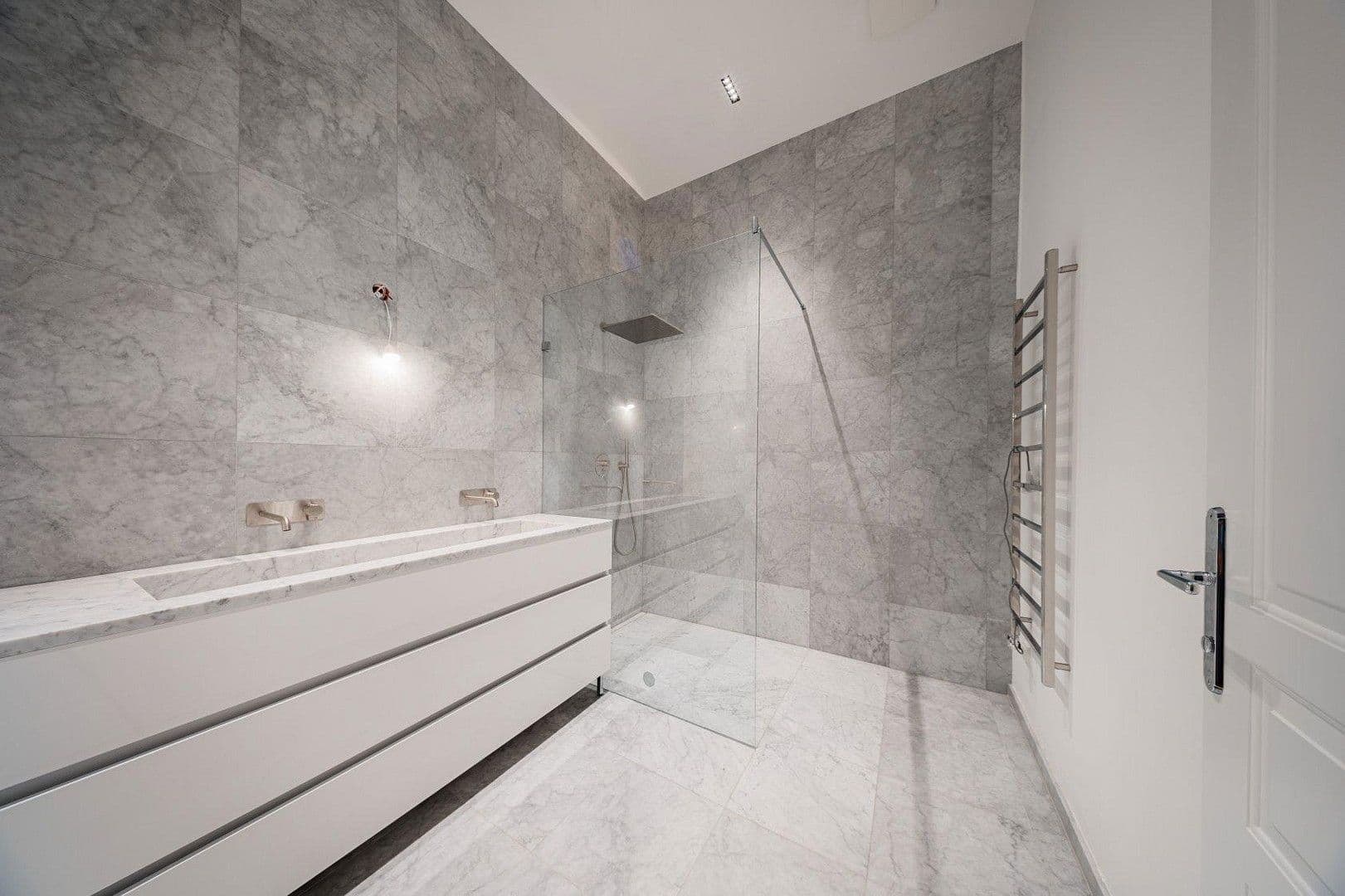 Predaj bytu 3-izbový 133 m², Zollergasse 7, Wien, Viedeň Predaj bytu 3-izbový 133 m², Zollergasse 7, Wien, Viedeň