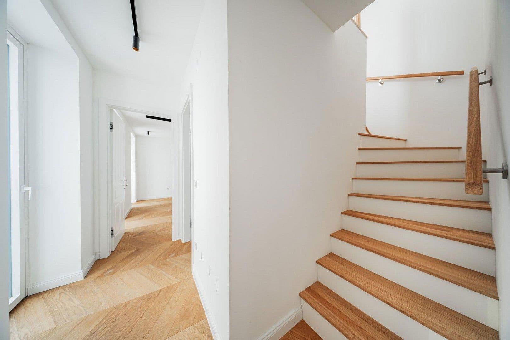 Predaj bytu 4-izbový 97 m², Wien, Viedeň Predaj bytu 4-izbový 97 m², Wien, Viedeň