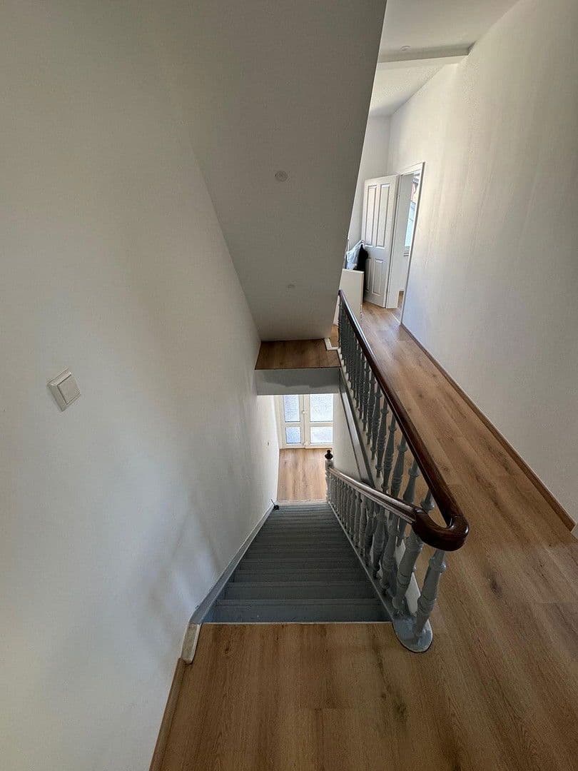 Prenájom bytu 4-izbový 116 m², Sarstedt, Dolné Sasko Prenájom bytu 4-izbový 116 m², Sarstedt, Dolné Sasko