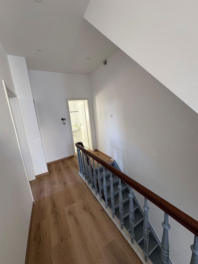 Prenájom bytu 4-izbový 116 m², Sarstedt, Dolné Sasko Prenájom bytu 4-izbový 116 m², Sarstedt, Dolné Sasko