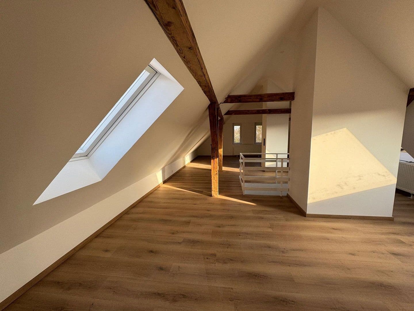 Prenájom bytu 4-izbový 116 m², Sarstedt, Dolné Sasko Prenájom bytu 4-izbový 116 m², Sarstedt, Dolné Sasko