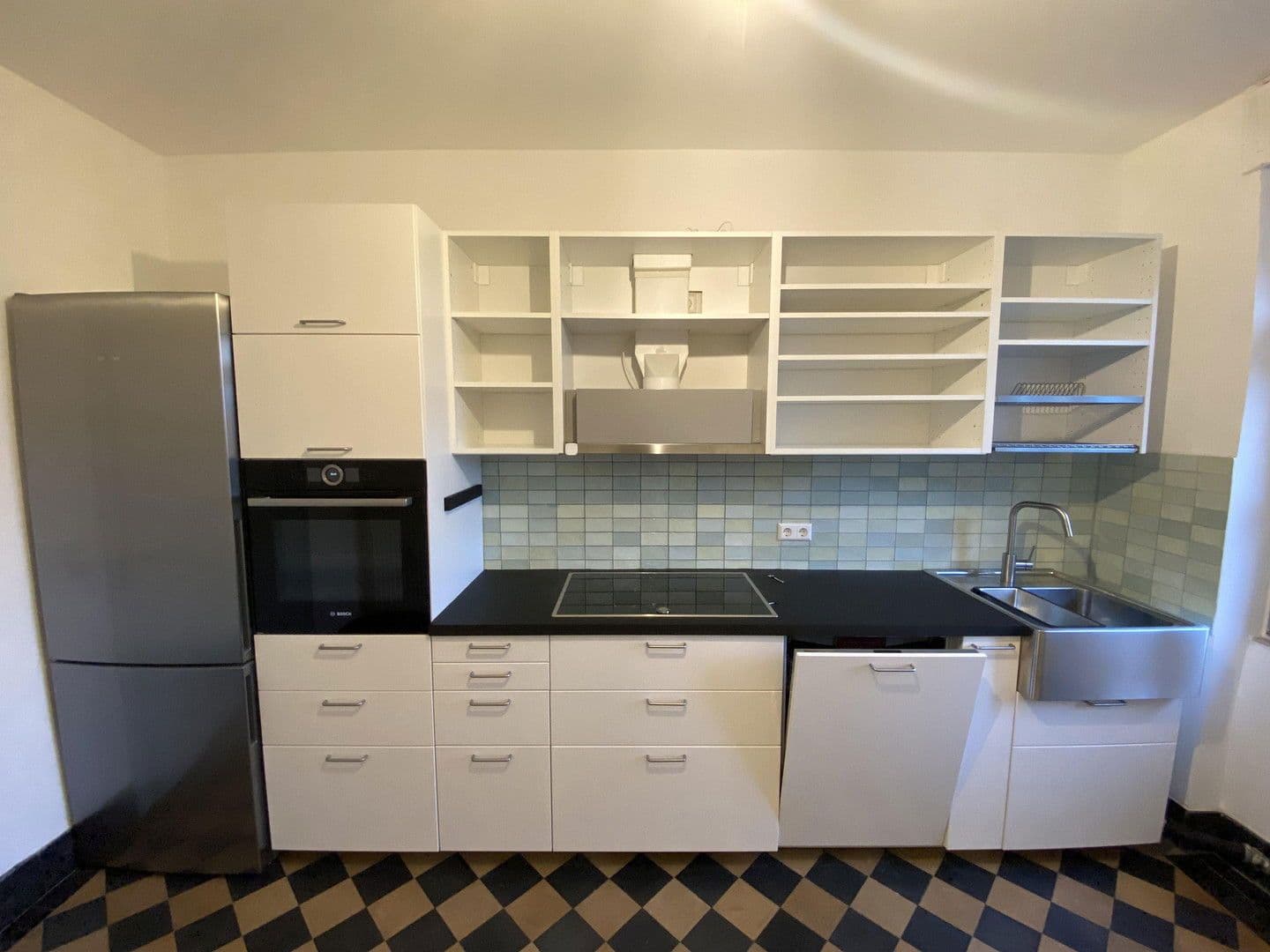 Prenájom bytu 2-izbový 55 m², Marie-Alexandra-Straße, Karlsruhe, Bádensko-Wurttembersko Prenájom bytu 2-izbový 55 m², Marie-Alexandra-Straße, Karlsruhe, Bádensko-Wurttembersko