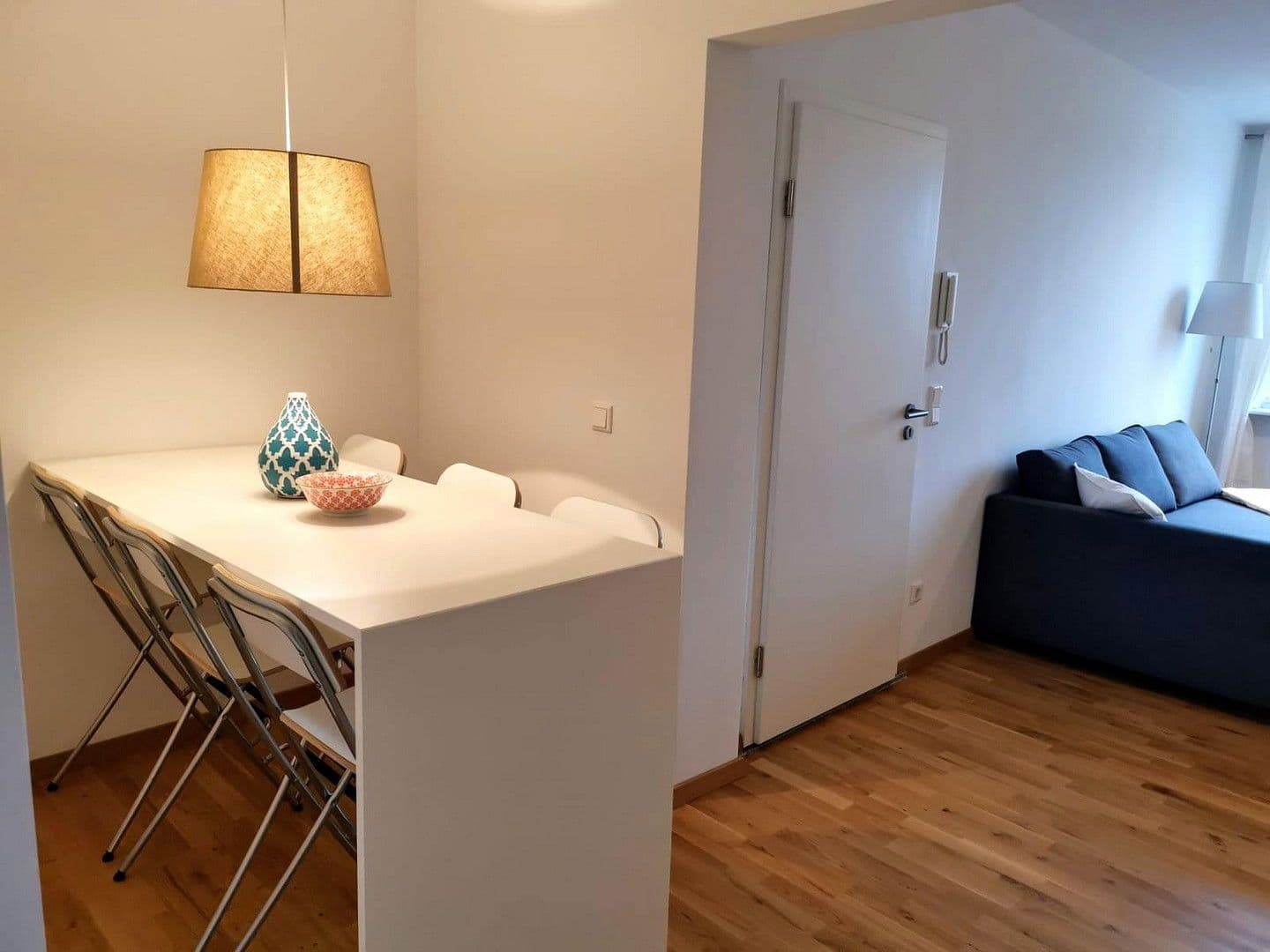 Prenájom bytu 2-izbový 43 m², Düsseldorf, Severné Porýnie - Westfálsko Prenájom bytu 2-izbový 43 m², Düsseldorf, Severné Porýnie - Westfálsko