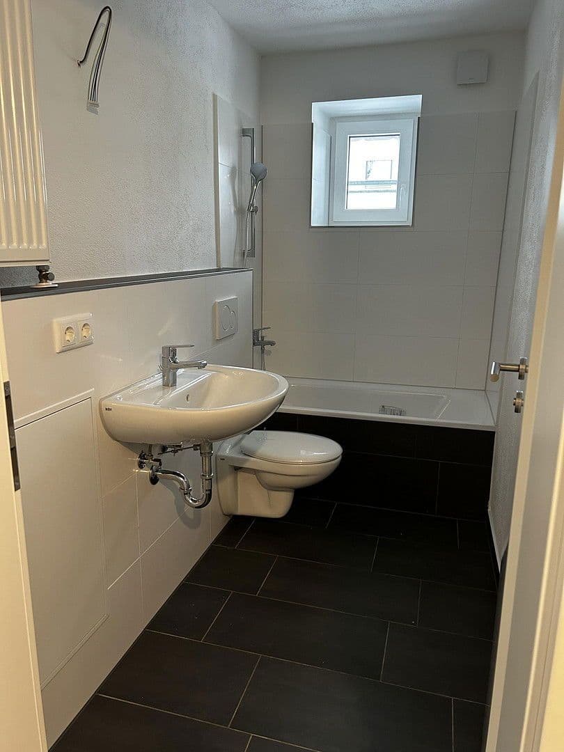 Prenájom bytu 1-izbový 34 m², Schlesierstraße 1, Schwandorf, Bavorsko Prenájom bytu 1-izbový 34 m², Schlesierstraße 1, Schwandorf, Bavorsko