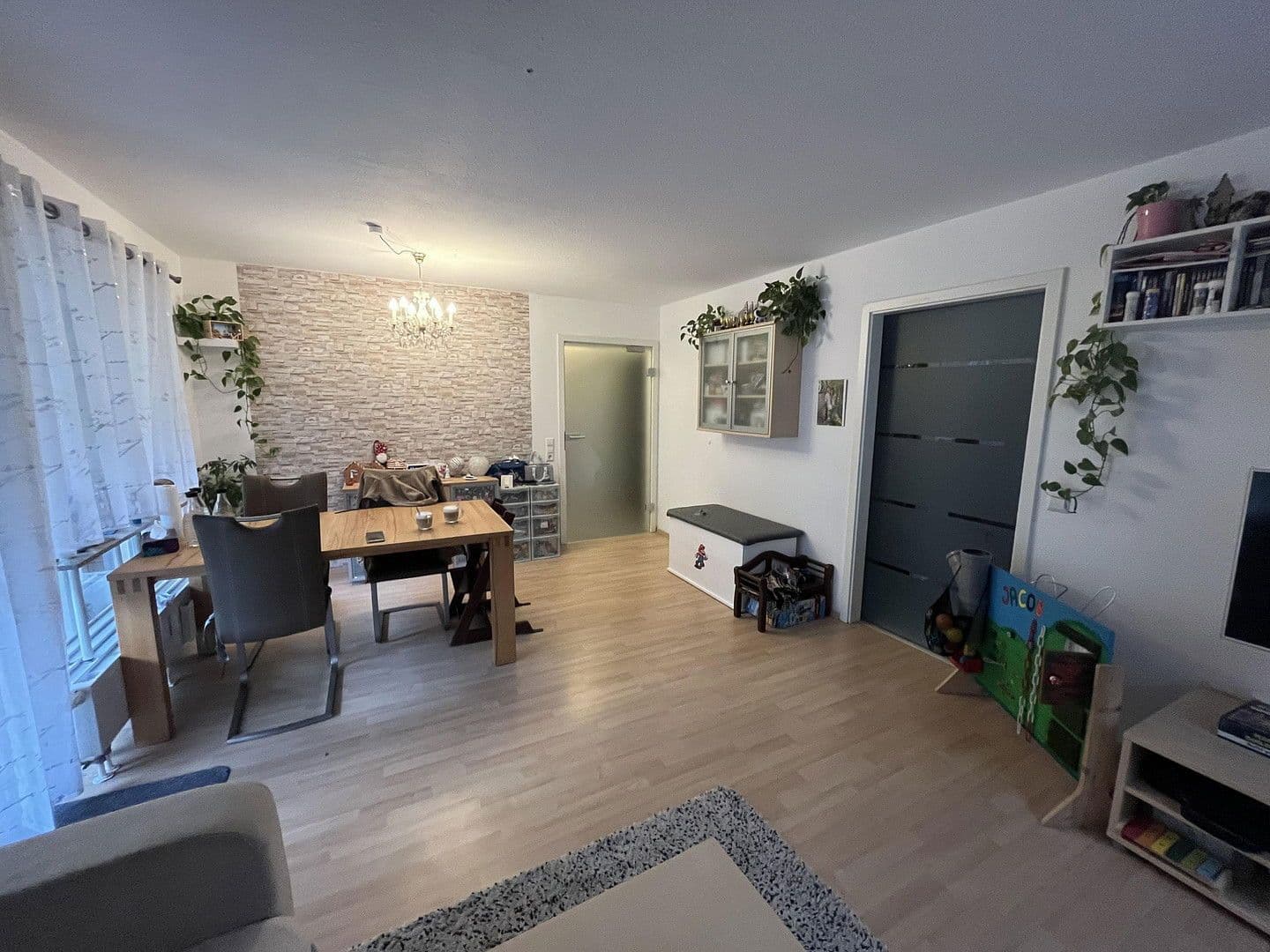 Predaj bytu 3-izbový 81 m², Möglingen, Bádensko-Wurttembersko Predaj bytu 3-izbový 81 m², Möglingen, Bádensko-Wurttembersko