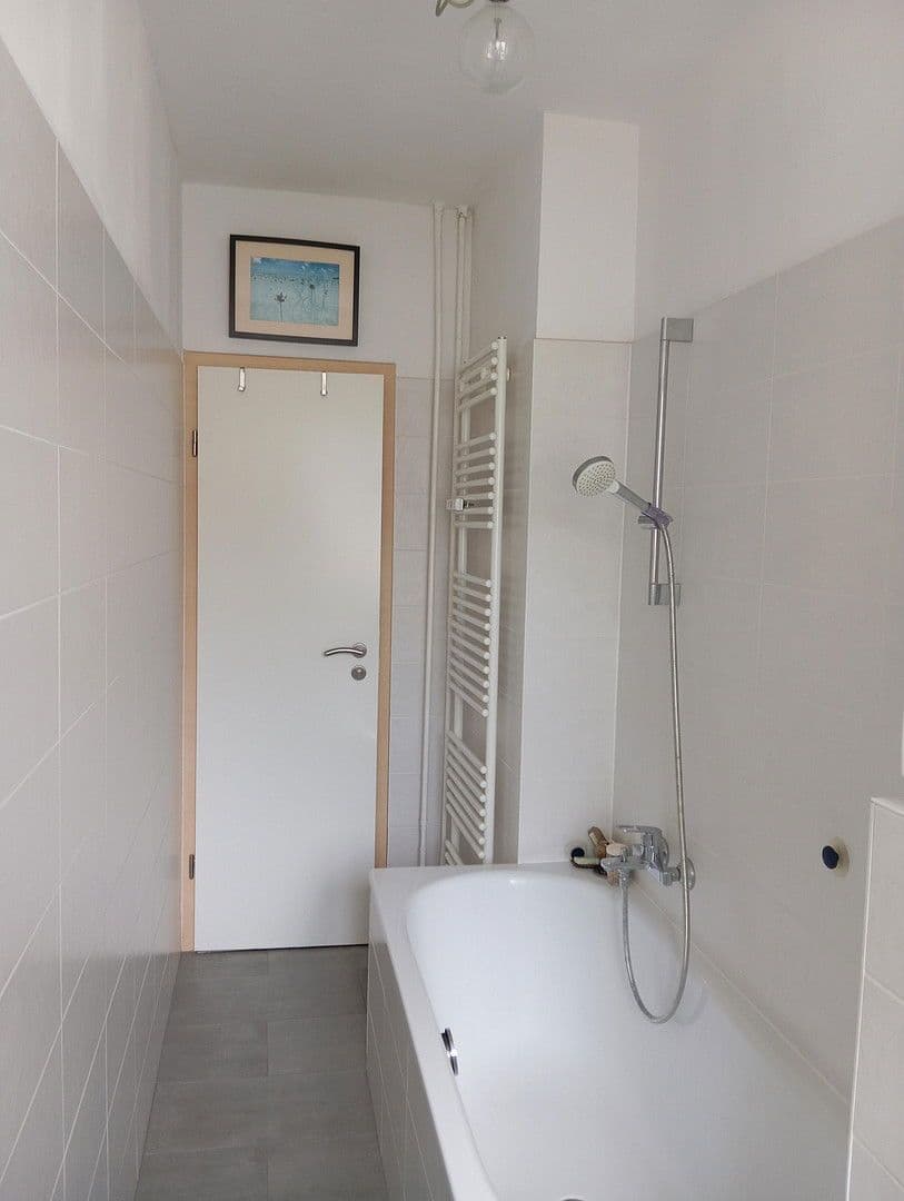 Predaj bytu 3-izbový 67 m², Berlin, Berlín Predaj bytu 3-izbový 67 m², Berlin, Berlín