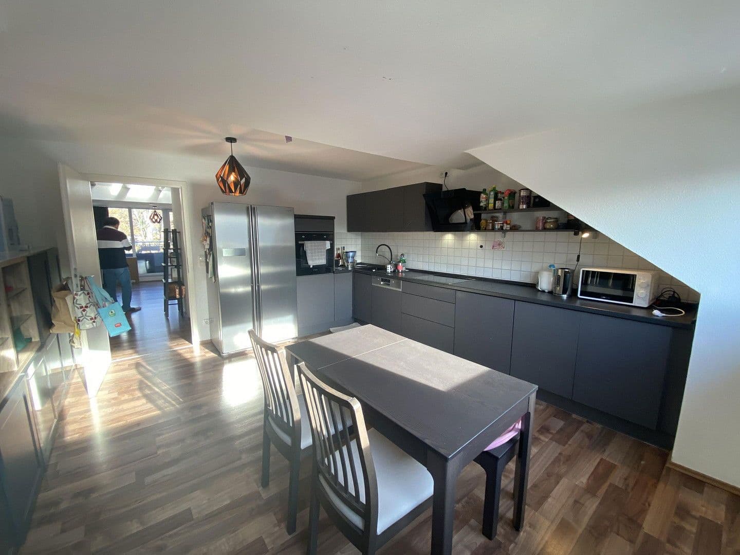 Prenájom bytu 2-izbový 90 m², Essen, Severné Porýnie - Westfálsko Prenájom bytu 2-izbový 90 m², Essen, Severné Porýnie - Westfálsko