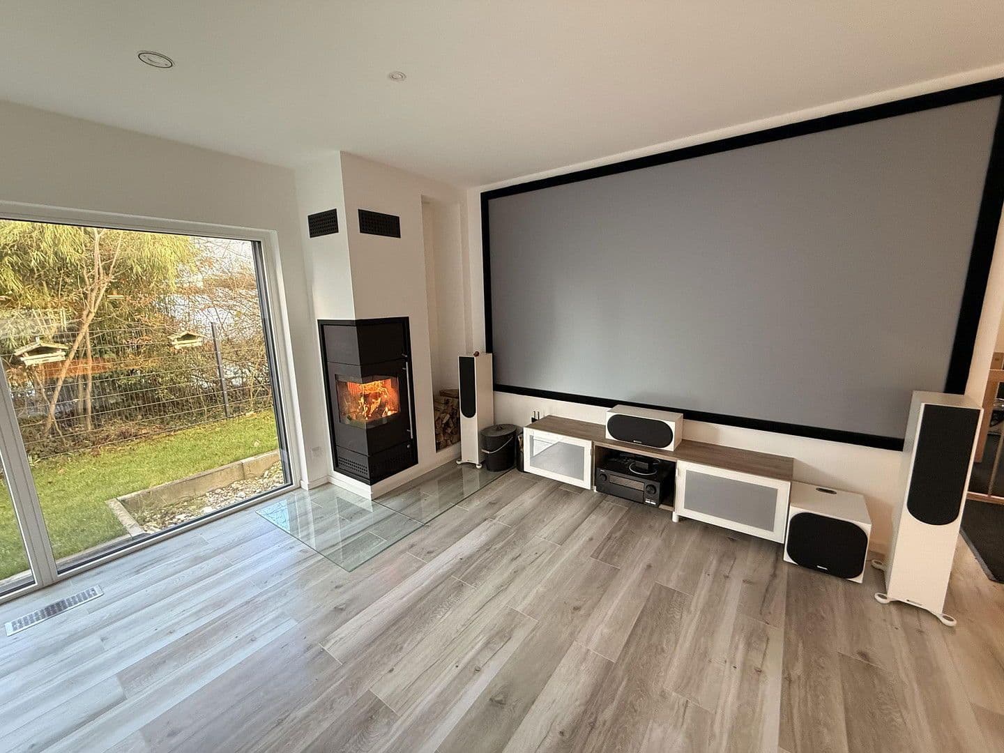 Predaj domu 205 m², pozemek 417 m², Neuried, Bavorsko Predaj domu 205 m², pozemek 417 m², Neuried, Bavorsko