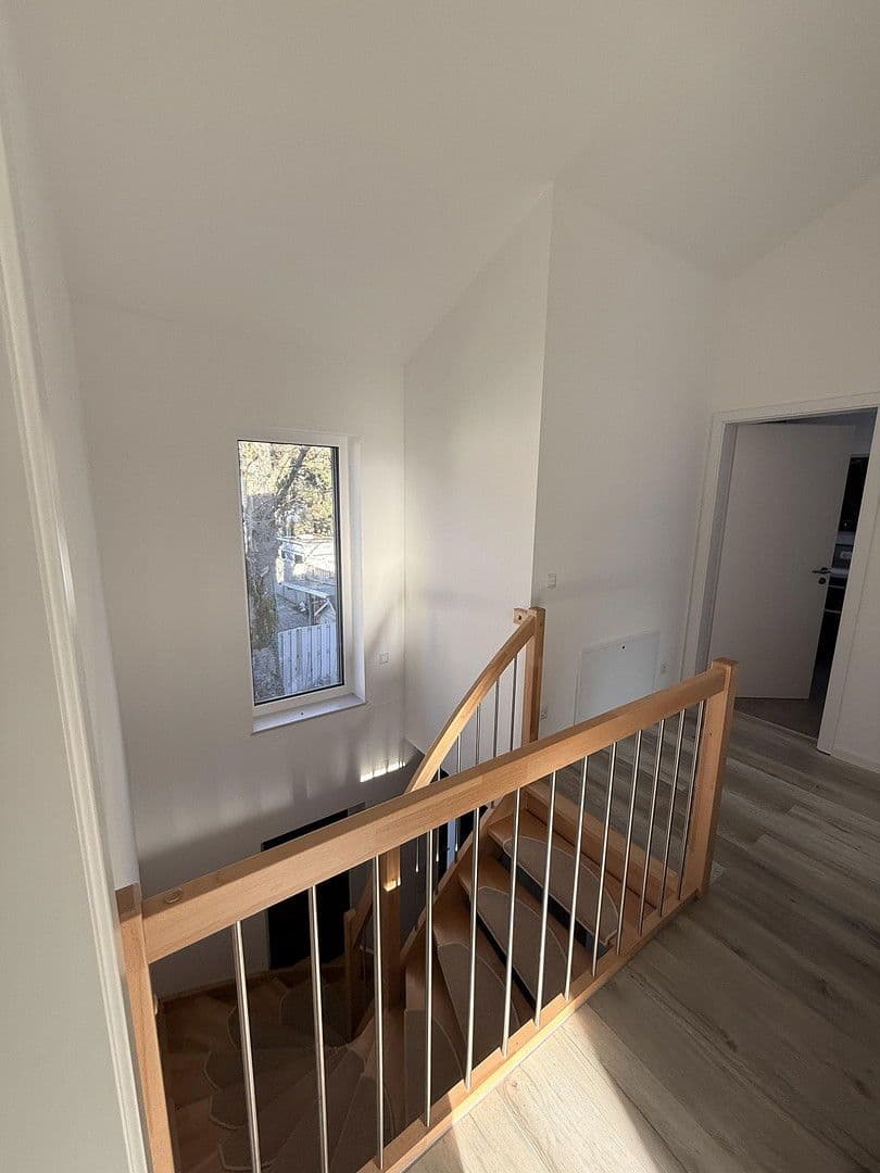 Predaj domu 205 m², pozemek 417 m², Neuried, Bavorsko Predaj domu 205 m², pozemek 417 m², Neuried, Bavorsko