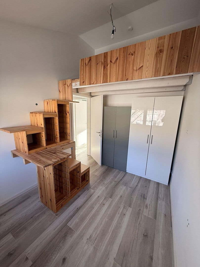 Predaj domu 205 m², pozemek 417 m², Neuried, Bavorsko Predaj domu 205 m², pozemek 417 m², Neuried, Bavorsko