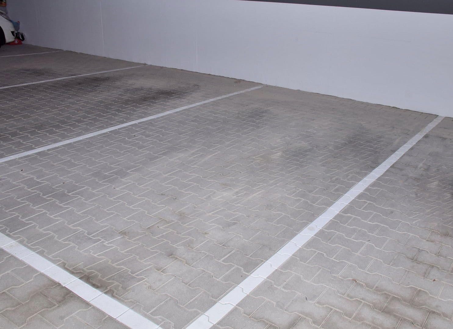 Predaj garáže 13 m², Mühldorf am Inn - Salzburgstraße 23, Mühldorf am Inn, Bavorsko Predaj garáže 13 m², Mühldorf am Inn - Salzburgstraße 23, Mühldorf am Inn, Bavorsko