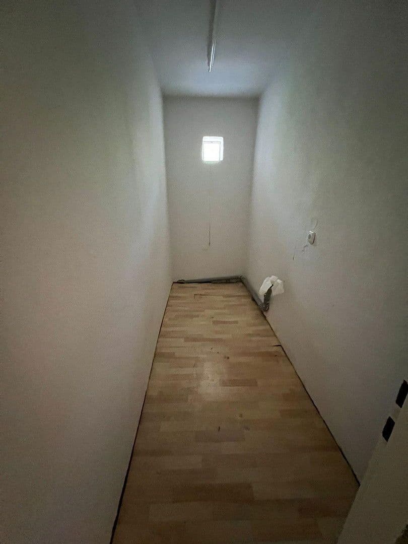 Prenájom bytu 4-izbový 105 m², Bahnhofstr. 11, Kastorf, Šlezvicko-Holštajnsko Prenájom bytu 4-izbový 105 m², Bahnhofstr. 11, Kastorf, Šlezvicko-Holštajnsko