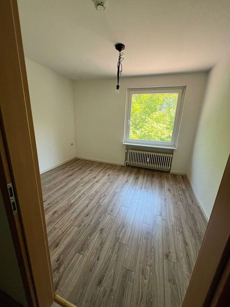 Prenájom bytu 4-izbový 105 m², Bahnhofstr. 11, Kastorf, Šlezvicko-Holštajnsko Prenájom bytu 4-izbový 105 m², Bahnhofstr. 11, Kastorf, Šlezvicko-Holštajnsko