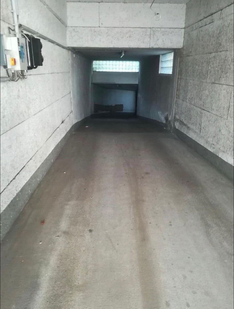 Prenájom garáže, Spittelauer Lände 9, Wien, Viedeň Prenájom garáže, Spittelauer Lände 9, Wien, Viedeň