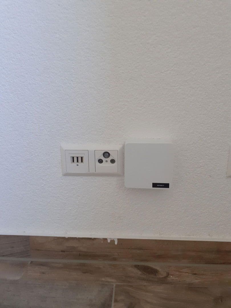 Prenájom bytu 3-izbový 80 m², Oederan, Sasko Prenájom bytu 3-izbový 80 m², Oederan, Sasko