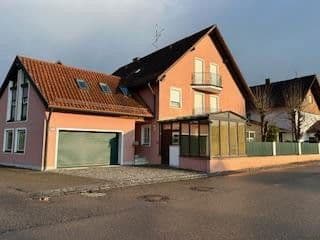 Predaj domu 192 m², pozemek 306 m², Hallbergmoos, Bavorsko Predaj domu 192 m², pozemek 306 m², Hallbergmoos, Bavorsko