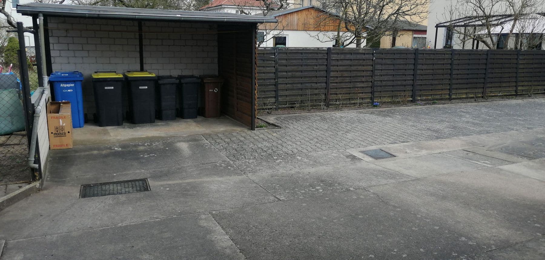 Predaj domu 1.112 m², pozemek 1.112 m², Eberswalde, Brandenbursko Predaj domu 1.112 m², pozemek 1.112 m², Eberswalde, Brandenbursko