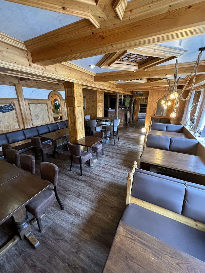 Predaj nebytového priestoru 398 m², Kurhausweg 4, Goslar, Dolné Sasko Predaj nebytového priestoru 398 m², Kurhausweg 4, Goslar, Dolné Sasko