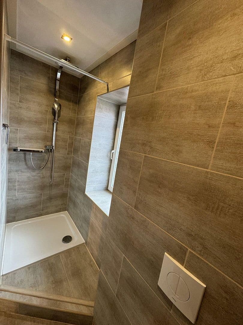 Predaj nebytového priestoru 398 m², Kurhausweg 4, Goslar, Dolné Sasko Predaj nebytového priestoru 398 m², Kurhausweg 4, Goslar, Dolné Sasko