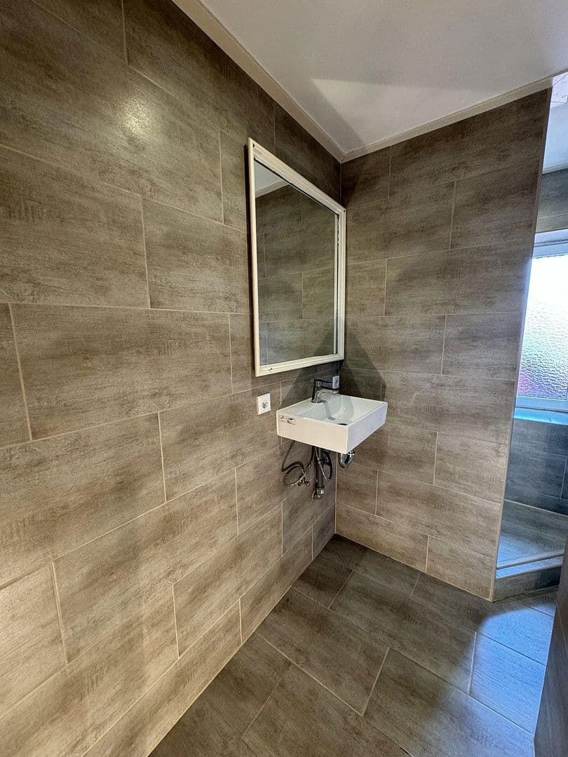 Predaj nebytového priestoru 398 m², Kurhausweg 4, Goslar, Dolné Sasko Predaj nebytového priestoru 398 m², Kurhausweg 4, Goslar, Dolné Sasko