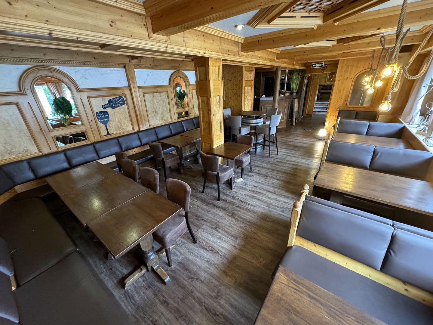 Predaj nebytového priestoru 398 m², Kurhausweg 4, Goslar, Dolné Sasko Predaj nebytového priestoru 398 m², Kurhausweg 4, Goslar, Dolné Sasko