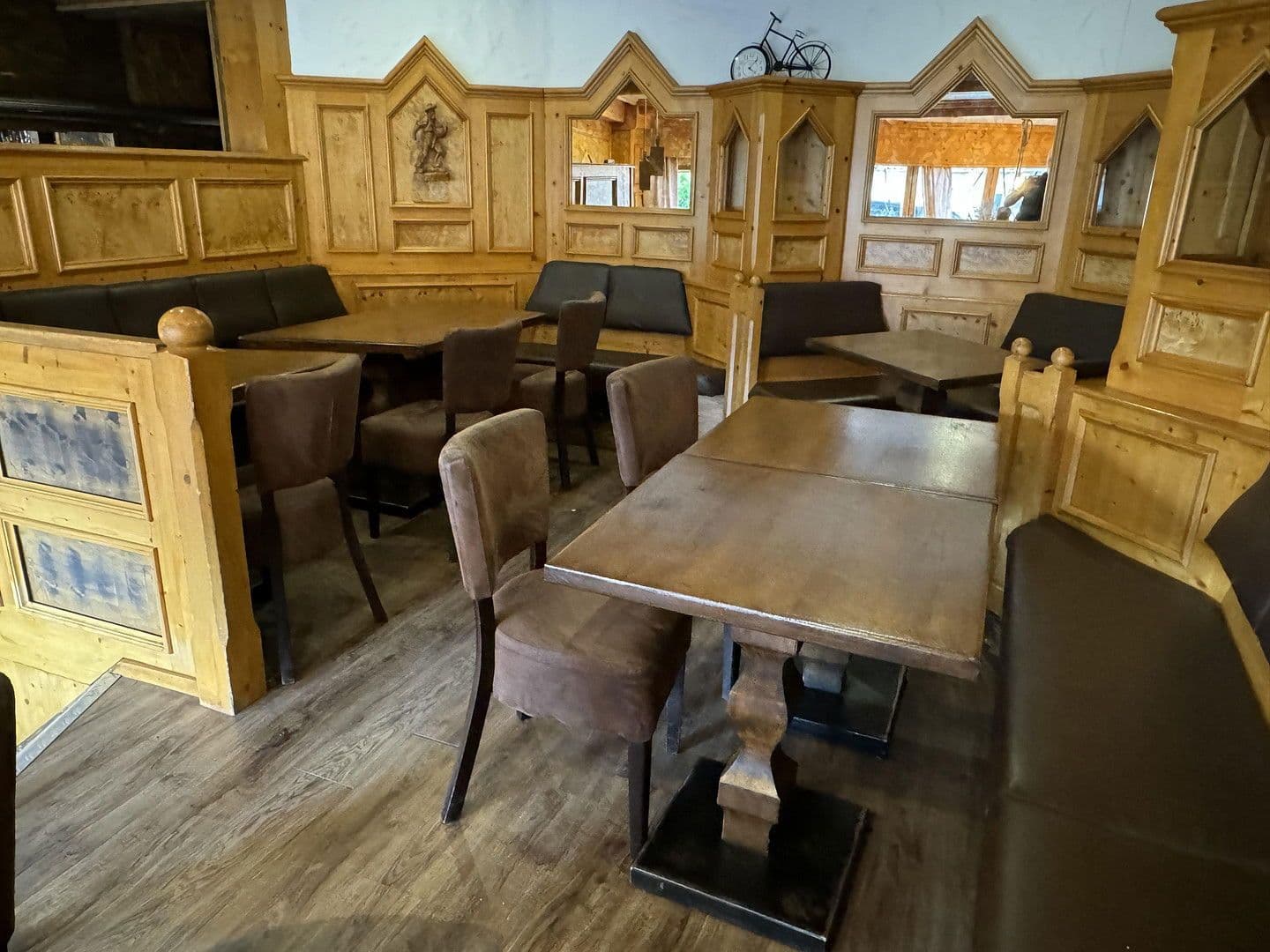 Predaj nebytového priestoru 398 m², Kurhausweg 4, Goslar, Dolné Sasko Predaj nebytového priestoru 398 m², Kurhausweg 4, Goslar, Dolné Sasko