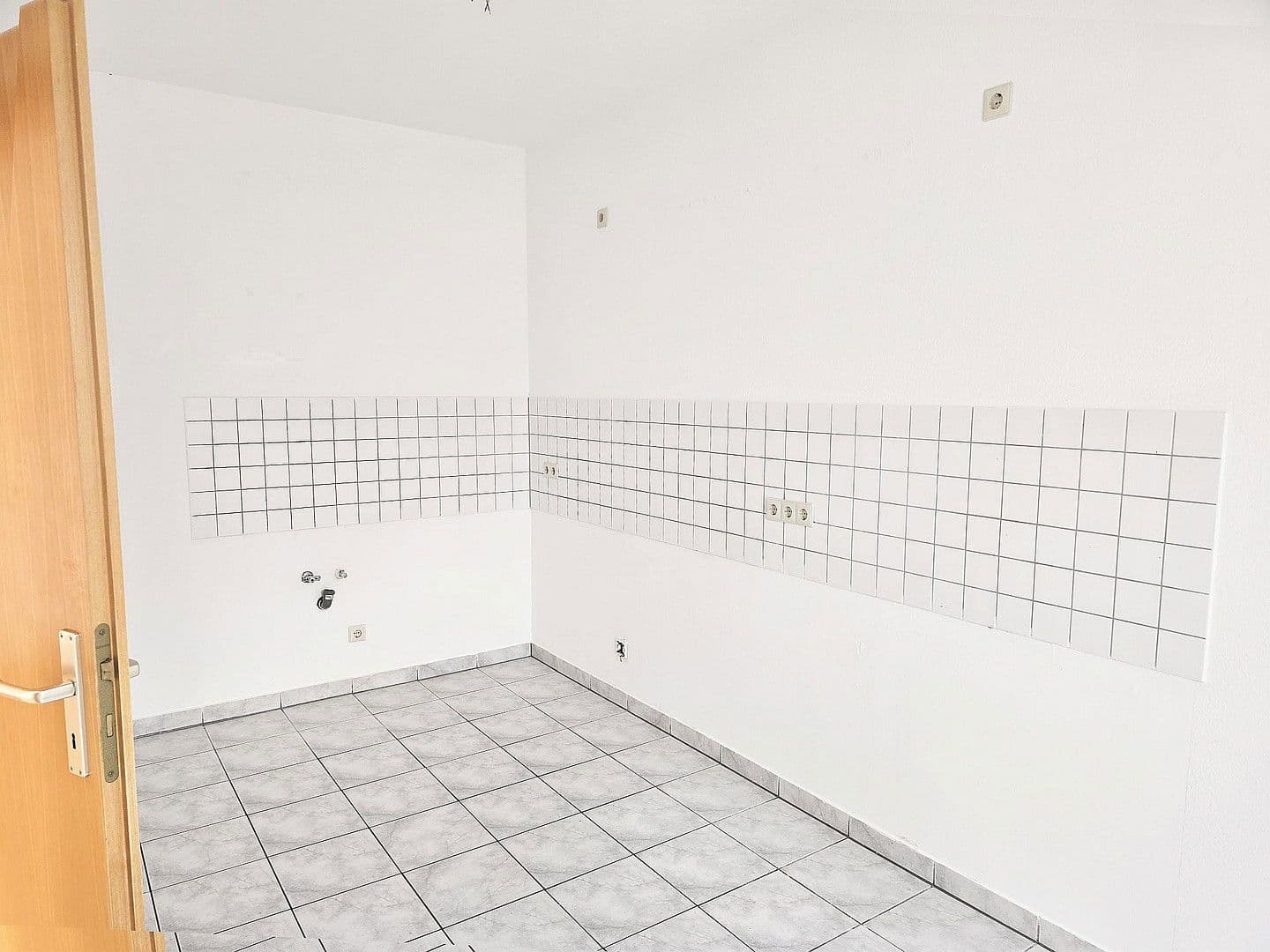 Prenájom bytu 3-izbový 67 m², Conrad Clauß Straße 20, Hohenstein-Ernstthal, Sasko Prenájom bytu 3-izbový 67 m², Conrad Clauß Straße 20, Hohenstein-Ernstthal, Sasko