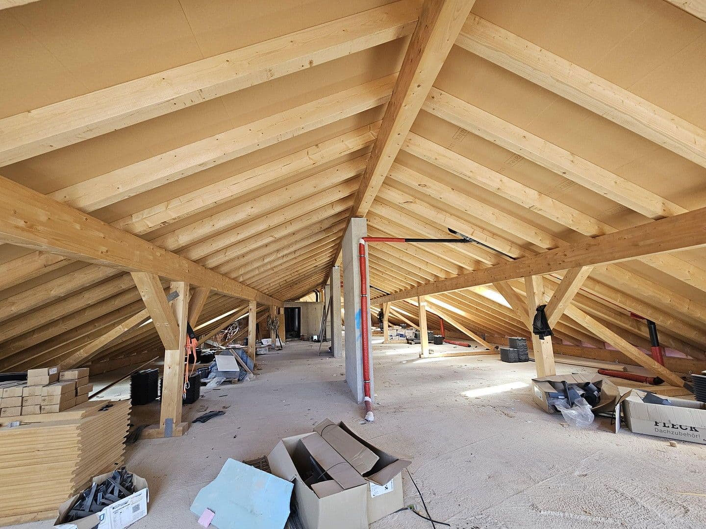 Prenájom nebytového priestoru 1.600 m², Im Farchet, Bad Tölz, Bavorsko Prenájom nebytového priestoru 1.600 m², Im Farchet, Bad Tölz, Bavorsko