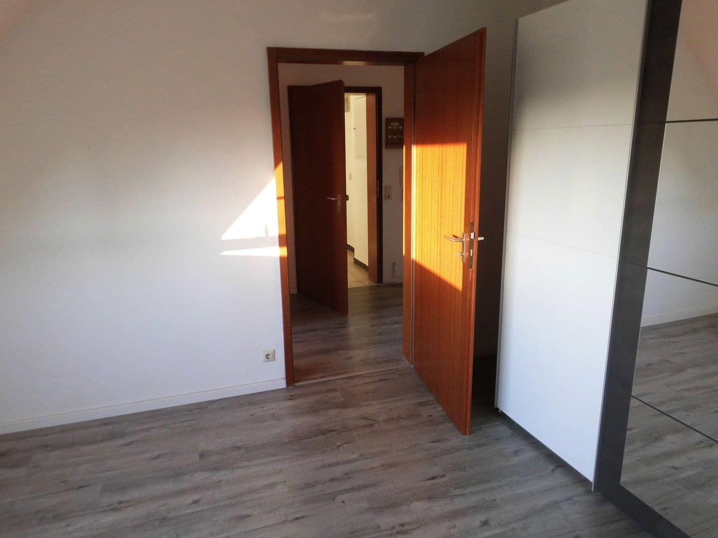 Prenájom bytu 2-izbový 50 m², Marienburger Str. 6, Stuttgart, Bádensko-Wurttembersko Prenájom bytu 2-izbový 50 m², Marienburger Str. 6, Stuttgart, Bádensko-Wurttembersko