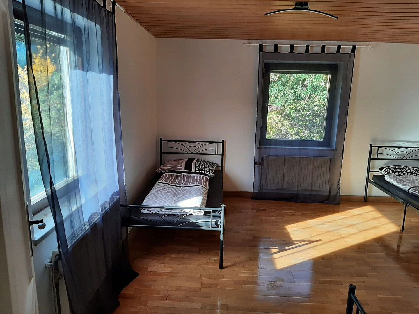 Prenájom bytu 6-izbový 100 m², Schönbrunn, Landshut, Bavorsko Prenájom bytu 6-izbový 100 m², Schönbrunn, Landshut, Bavorsko