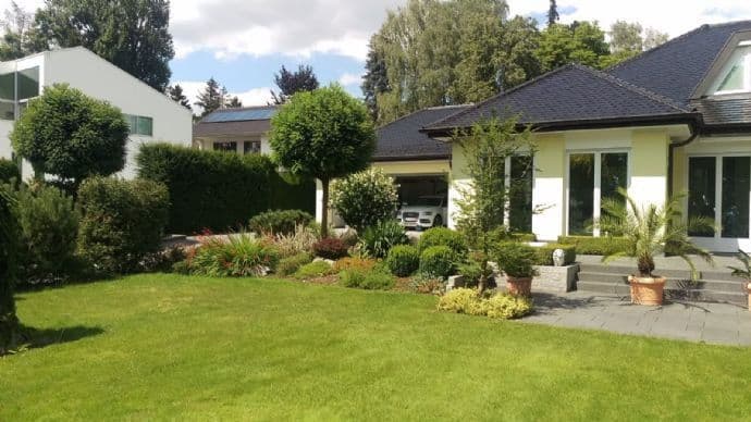 Predaj domu 400 m², pozemek 1.500 m², Bad Saulgau, Bádensko-Wurttembersko Predaj domu 400 m², pozemek 1.500 m², Bad Saulgau, Bádensko-Wurttembersko