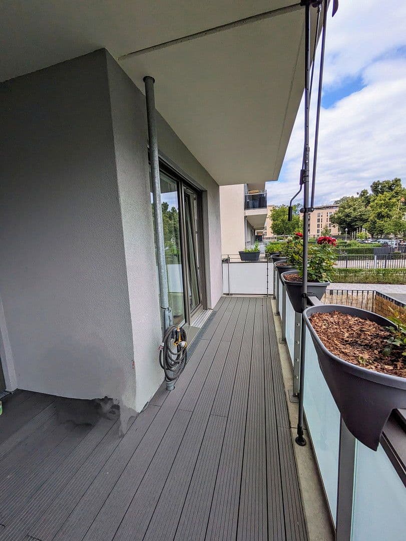 Prenájom bytu 3-izbový 119 m², Heubnerweg 7, Berlin, Berlín Prenájom bytu 3-izbový 119 m², Heubnerweg 7, Berlin, Berlín