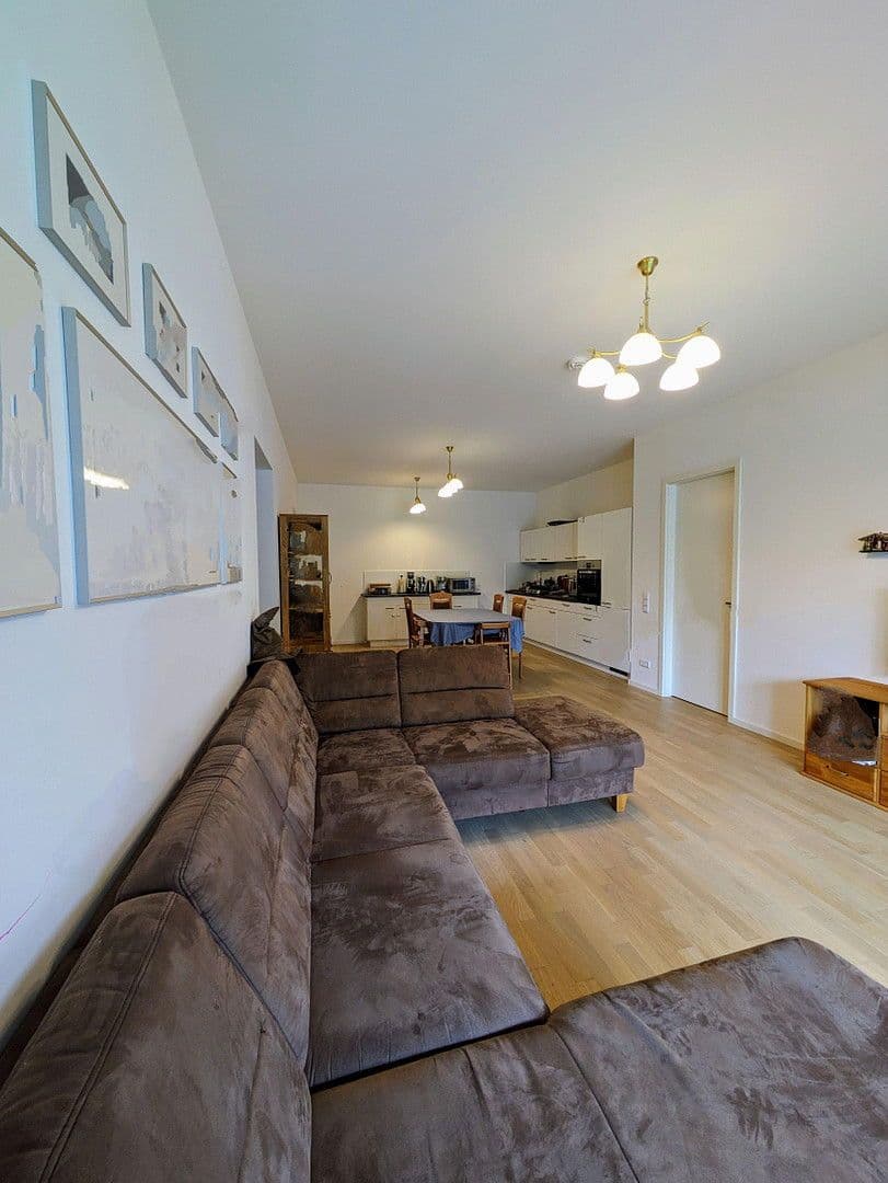 Prenájom bytu 3-izbový 119 m², Heubnerweg 7, Berlin, Berlín Prenájom bytu 3-izbový 119 m², Heubnerweg 7, Berlin, Berlín