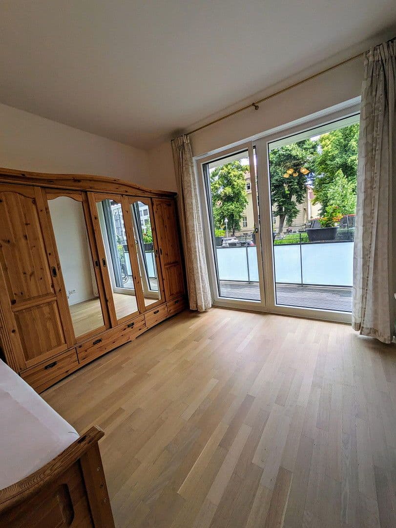 Prenájom bytu 3-izbový 119 m², Heubnerweg 7, Berlin, Berlín Prenájom bytu 3-izbový 119 m², Heubnerweg 7, Berlin, Berlín