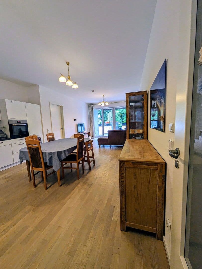 Prenájom bytu 3-izbový 119 m², Heubnerweg 7, Berlin, Berlín Prenájom bytu 3-izbový 119 m², Heubnerweg 7, Berlin, Berlín