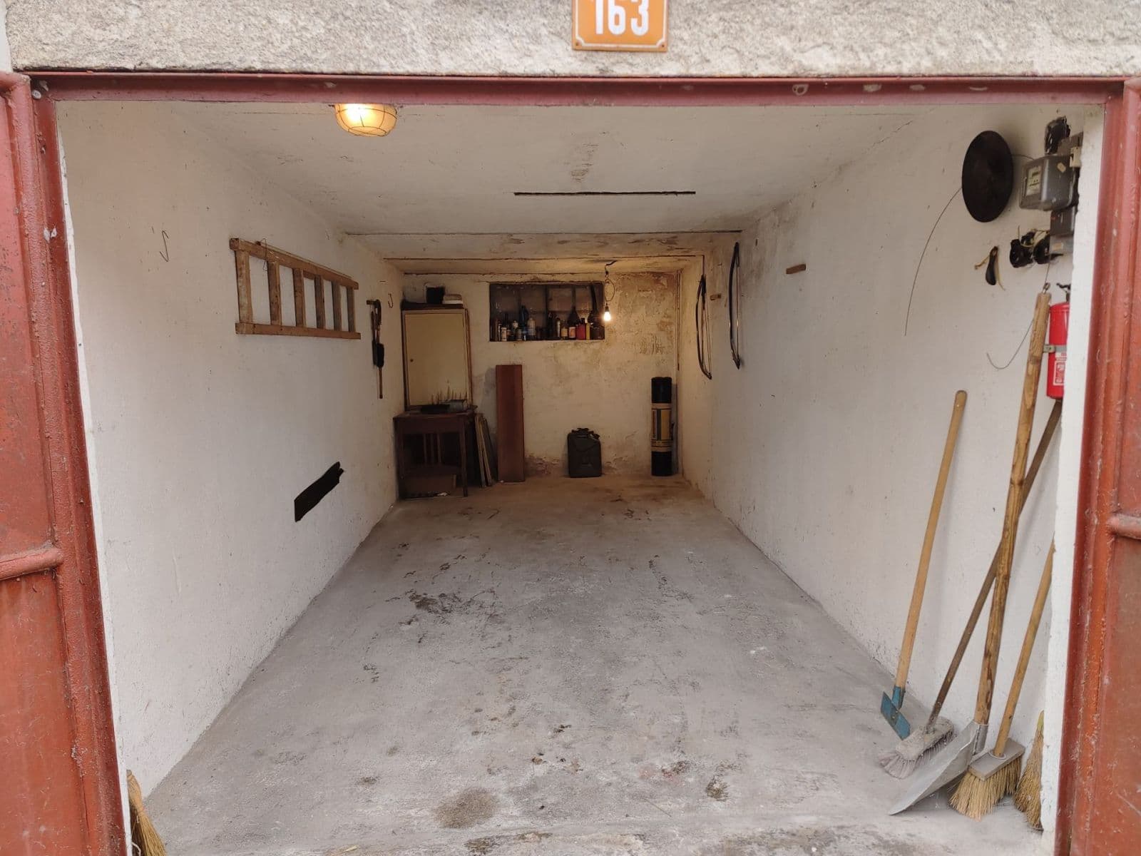 Prenájom garáže 20 m², Kladno, Středočeský kraj Prenájom garáže 20 m², Kladno, Středočeský kraj