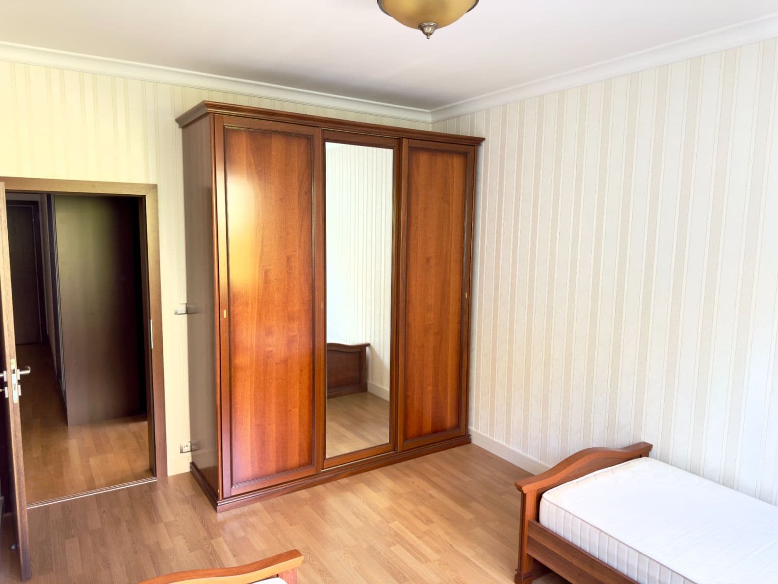 Predaj bytu 3-izbový 96 m², Pražská silnice, Karlovy Vary, Karlovarský kraj Predaj bytu 3-izbový 96 m², Pražská silnice, Karlovy Vary, Karlovarský kraj