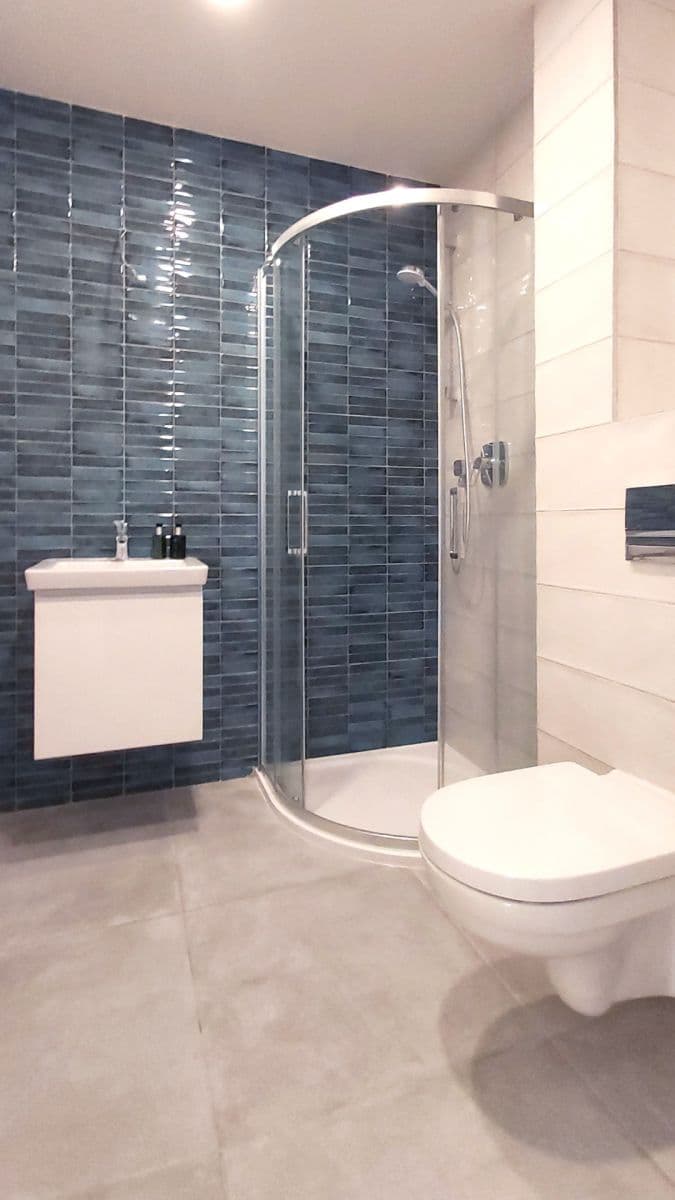 Prenájom bytu 1-izbový 18 m², Černomořská, Praha, Praha Prenájom bytu 1-izbový 18 m², Černomořská, Praha, Praha