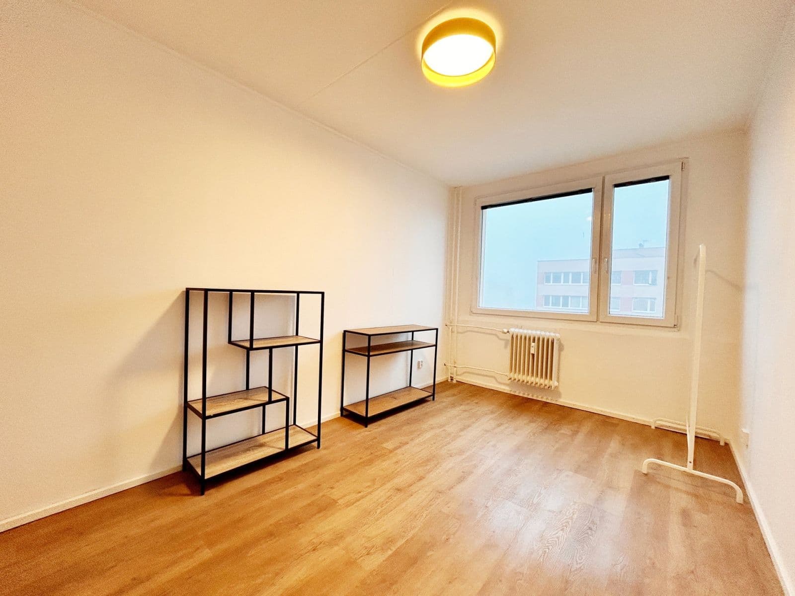 Prenájom bytu 3-izbový 68 m², Děčínská, Kladno, Středočeský kraj Prenájom bytu 3-izbový 68 m², Děčínská, Kladno, Středočeský kraj