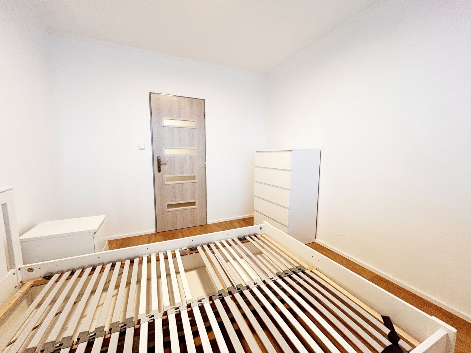 Prenájom bytu 3-izbový 68 m², Děčínská, Kladno, Středočeský kraj Prenájom bytu 3-izbový 68 m², Děčínská, Kladno, Středočeský kraj