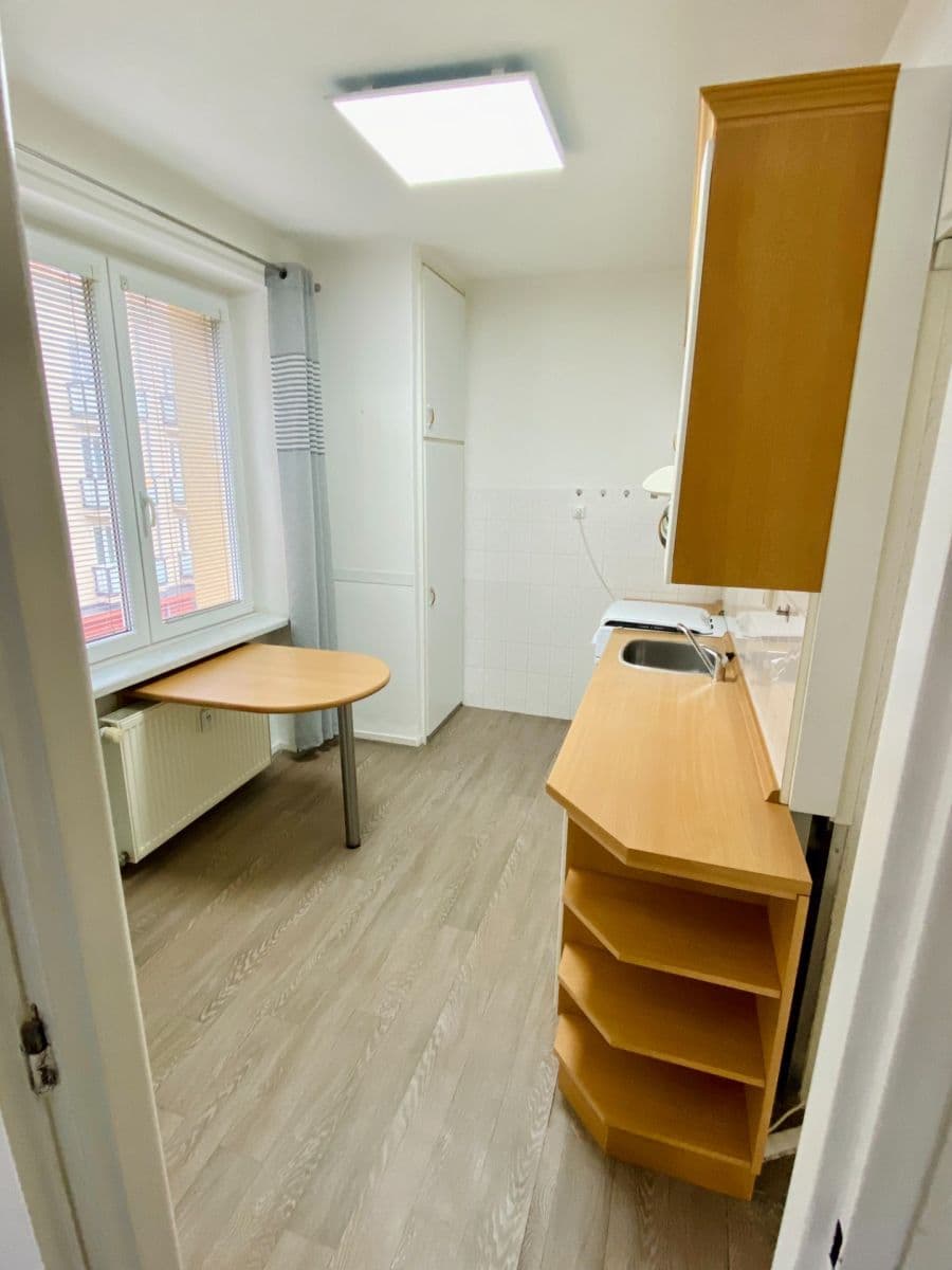 Prenájom bytu 2-izbový 52 m², Březohorská, Příbram, Středočeský kraj Prenájom bytu 2-izbový 52 m², Březohorská, Příbram, Středočeský kraj