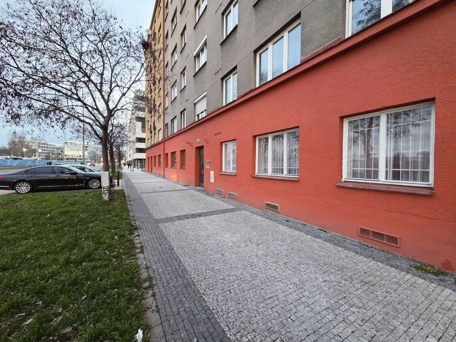 Prenájom bytu 2-izbový 44 m², Argentinská, Praha, Praha Prenájom bytu 2-izbový 44 m², Argentinská, Praha, Praha