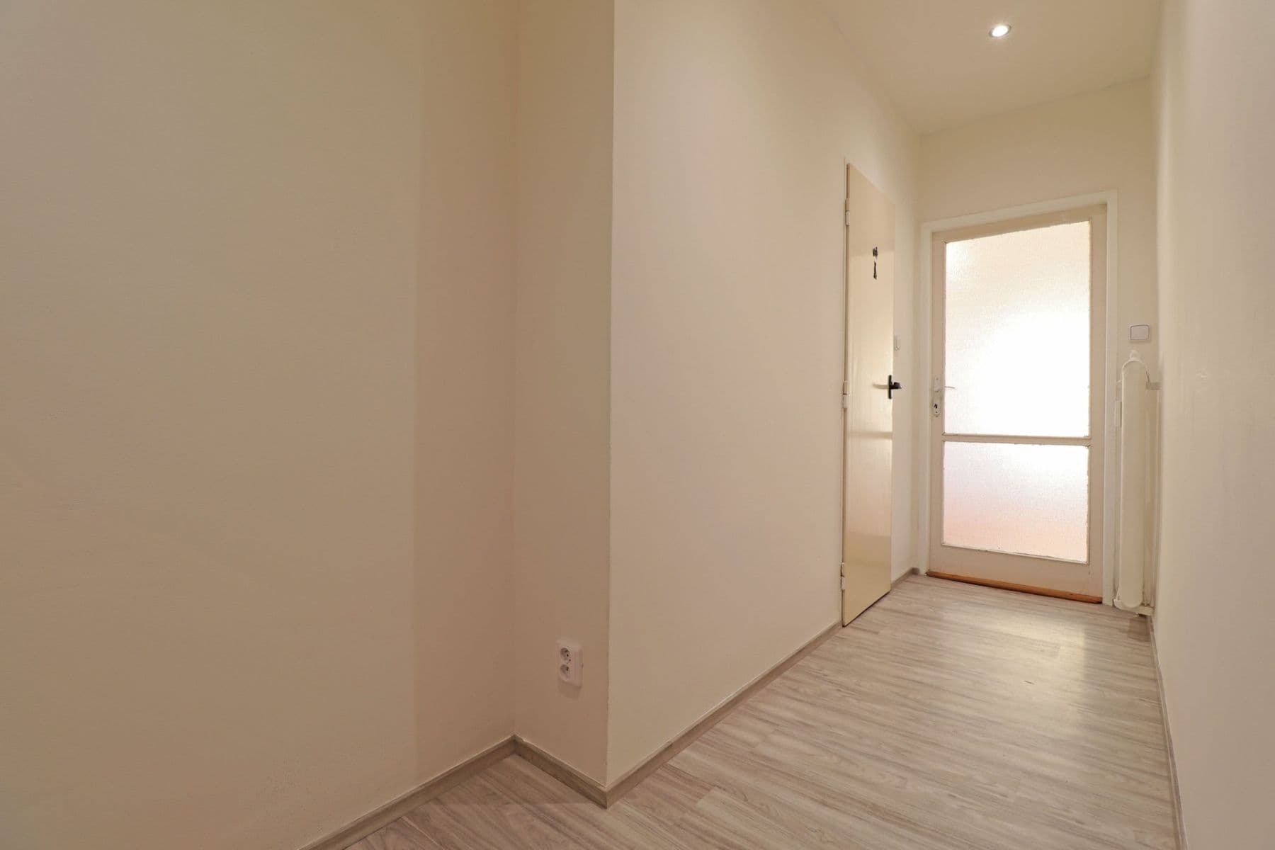 Prenájom bytu 2-izbový 44 m², Argentinská, Praha, Praha Prenájom bytu 2-izbový 44 m², Argentinská, Praha, Praha